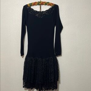 Kenar Black Sheath Long Sleeve Cocktail Dress